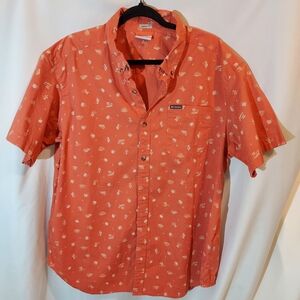 Columbia Men's Coral Patterned Button Down Short Sleeved Shirt